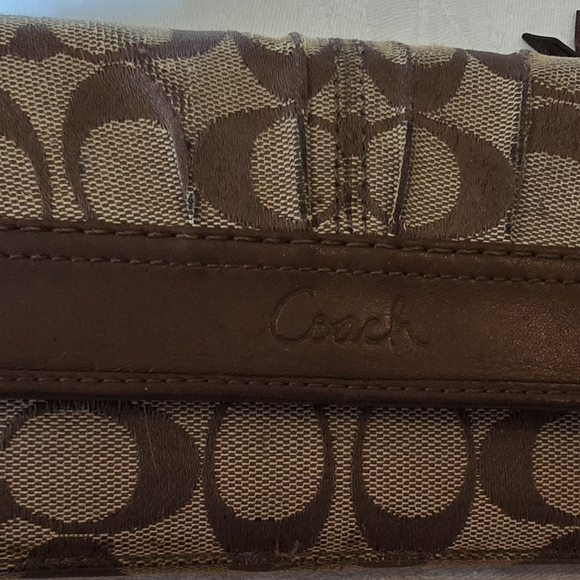 Vintage Coach Brown Leather Canvas Trifold Wallet with Snap Closure - Picture 1 of 8